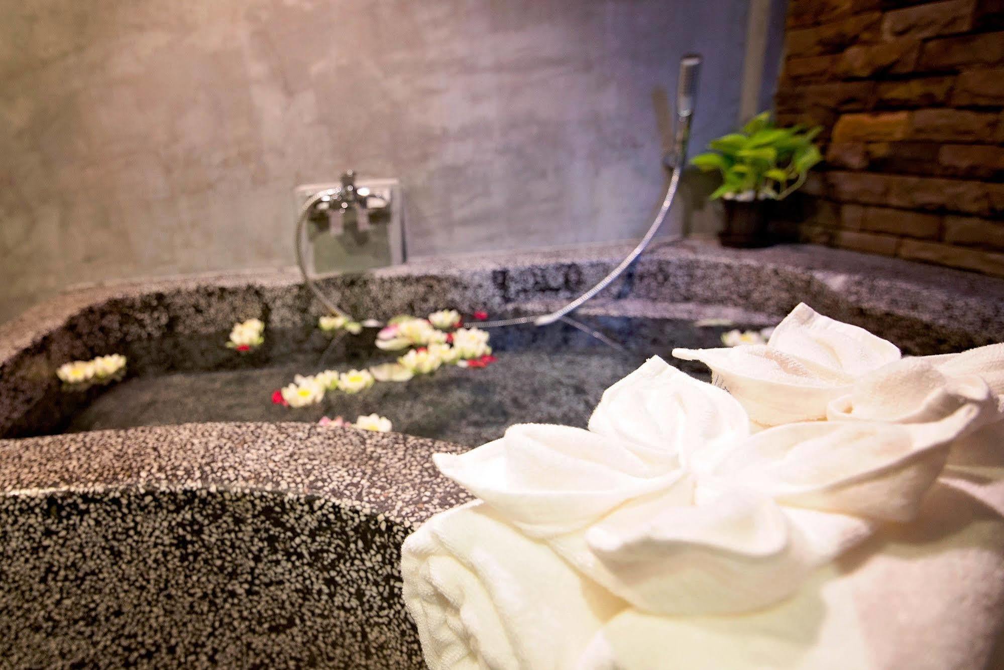 Moon Flower Residence Siem Reap Exterior photo